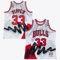 Chicago Bulls Basketball Jersey, White Swingman Sportswear Jersey Shirt, Sleeveless Athletic Tank Jersey, Casual Gift for Men, Style 204330085
