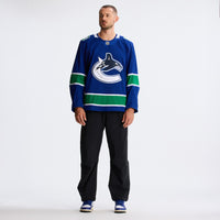 Vancouver Canucks Hockey Jersey, Blue Authentic Sportswear Jersey Shirt, Long Sleeve Hockey Sweater Jersey, Casual Gift for Men, Style 201897987